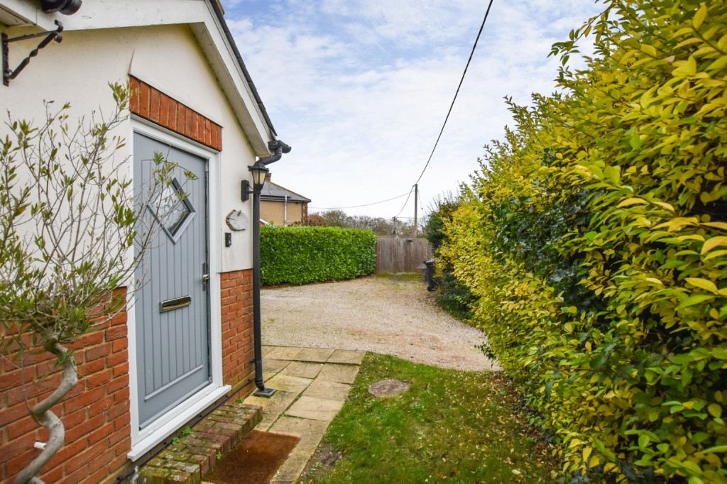 Images for Captains Wood Road, Great Totham EAID:ISSL BID:401