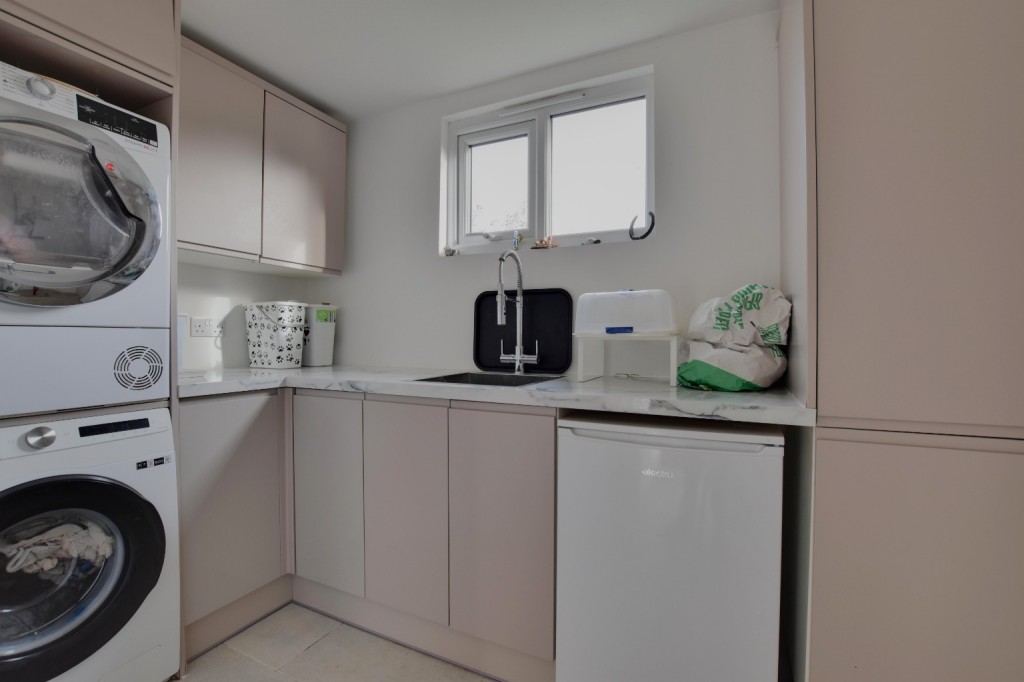 Images for St. Giles Crescent, Maldon EAID:ISSL BID:401