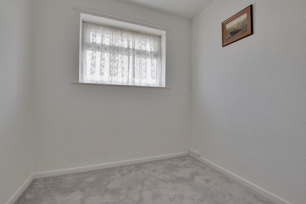 Images for Chestnut Avenue, Heybridge EAID:ISSL BID:401