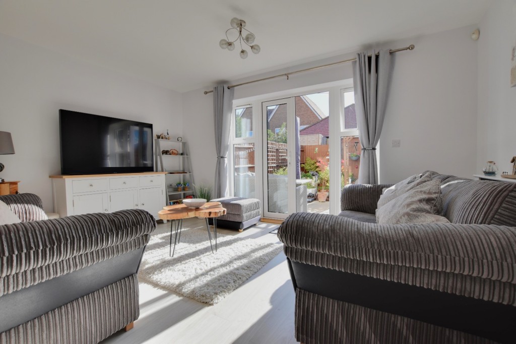 Images for Reminder Close, Maldon EAID:ISSL BID:401