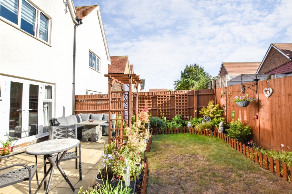 Images for Reminder Close, Maldon EAID:ISSL BID:401