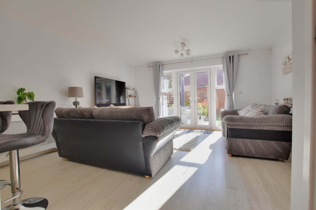 Images for Reminder Close, Maldon EAID:ISSL BID:401