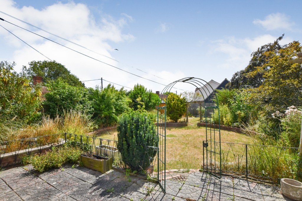 Images for Main Road, Mundon EAID:ISSL BID:401
