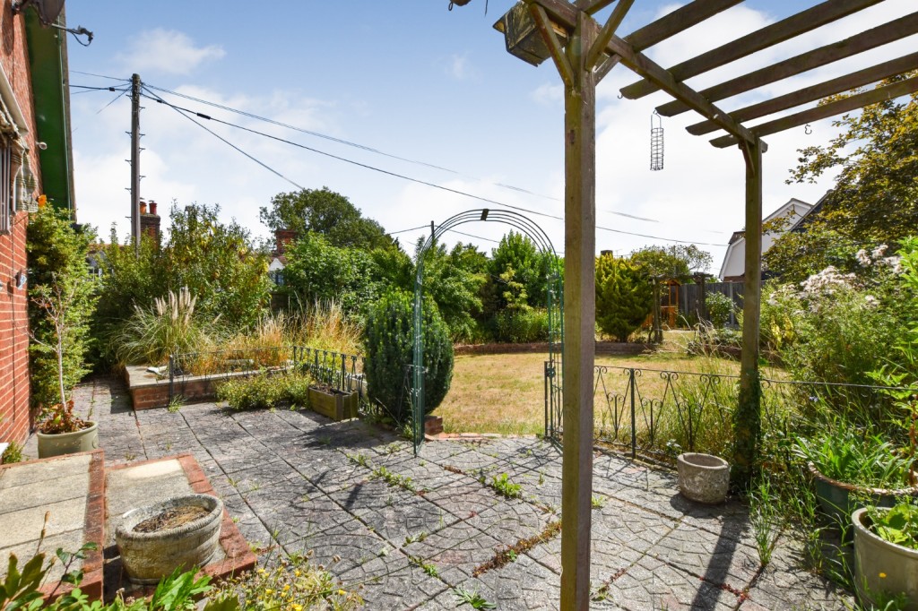 Images for Main Road, Mundon EAID:ISSL BID:401