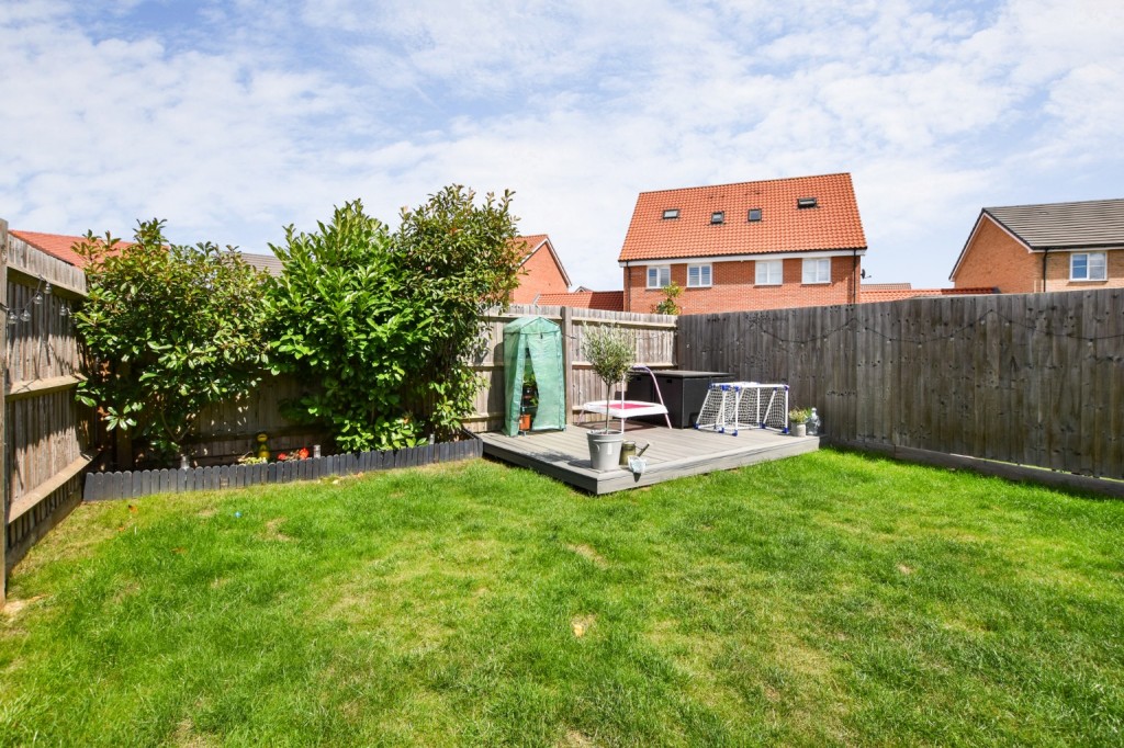 Images for Defiant Drive, Maldon EAID:ISSL BID:401