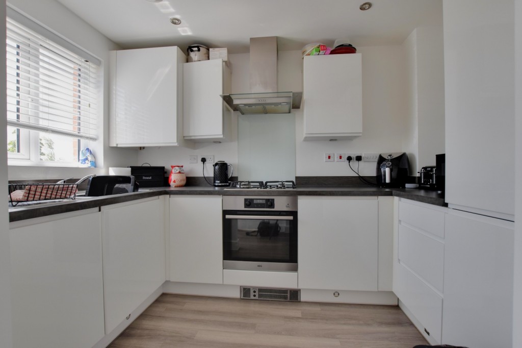 Images for Defiant Drive, Maldon EAID:ISSL BID:401