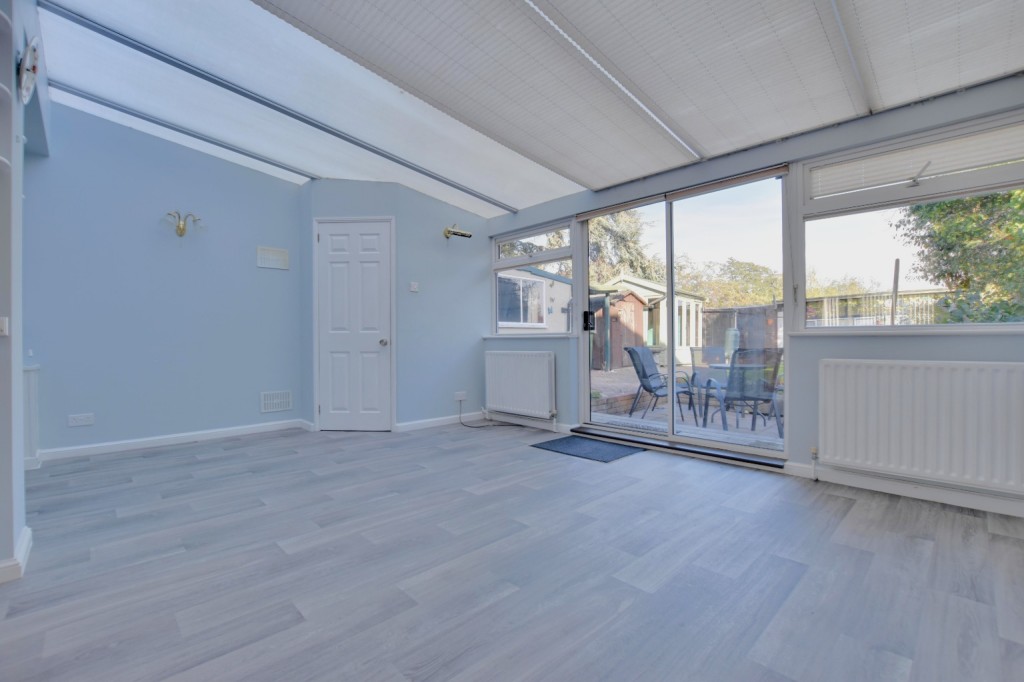 Images for Cedar Chase, Heybridge EAID:ISSL BID:401