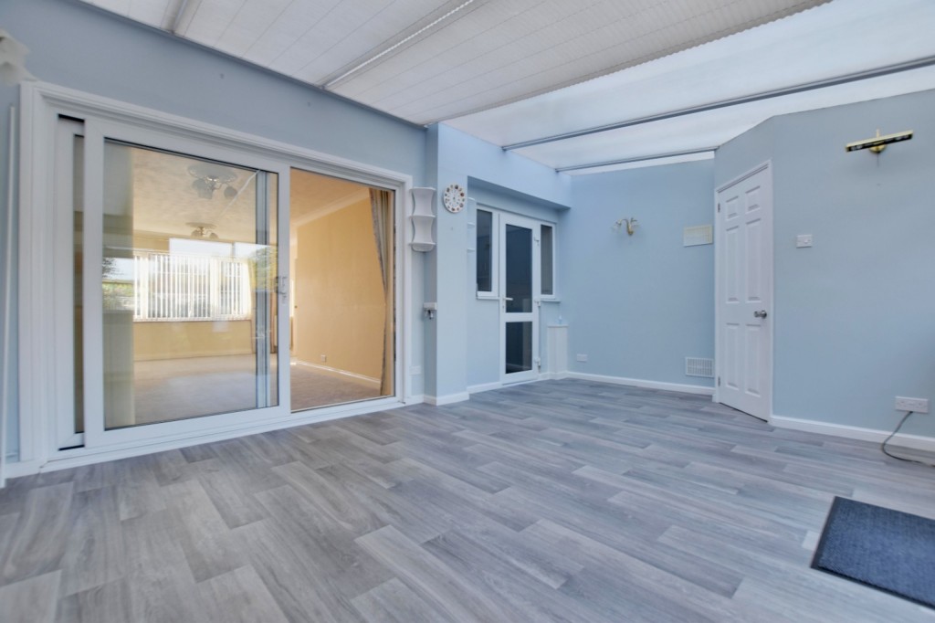 Images for Cedar Chase, Heybridge EAID:ISSL BID:401