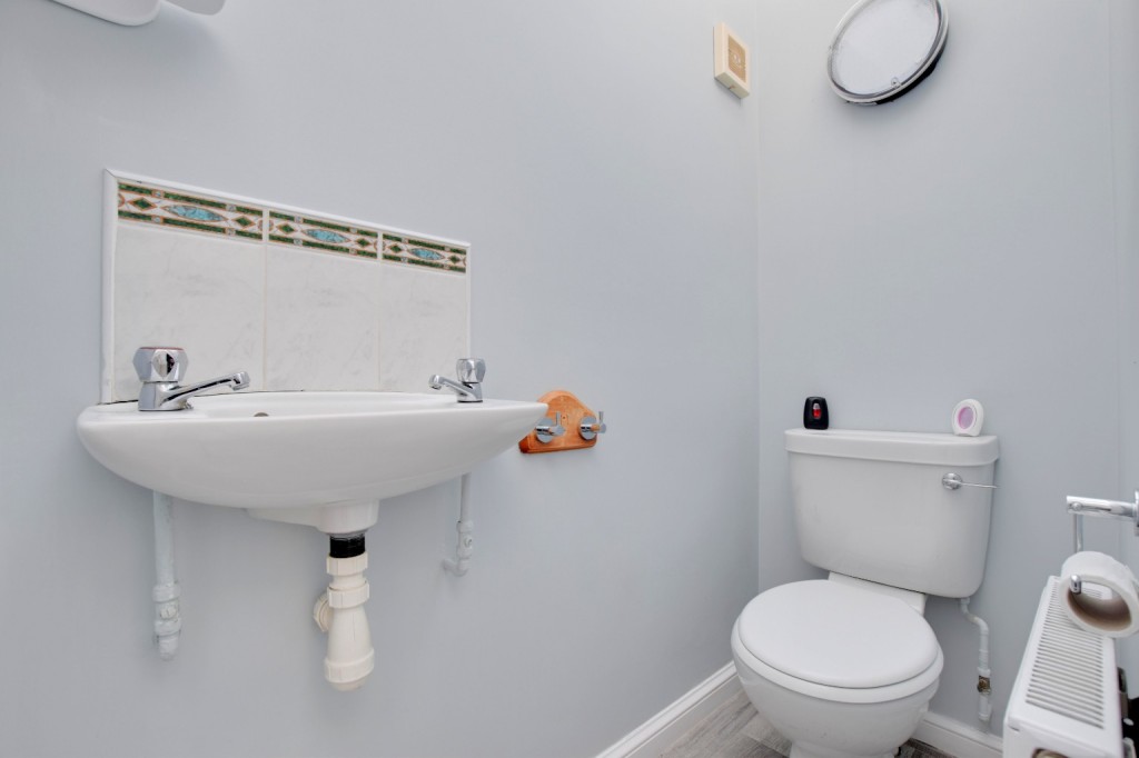 Images for Cedar Chase, Heybridge EAID:ISSL BID:401