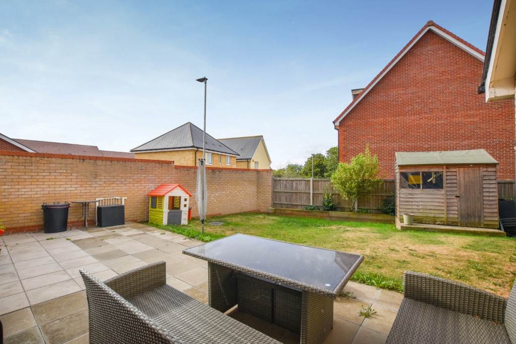 Images for Barbrook Avenue, Heybridge EAID:ISSL BID:401