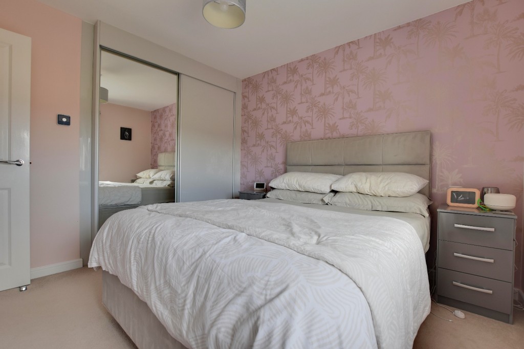 Images for Barbrook Avenue, Heybridge EAID:ISSL BID:401