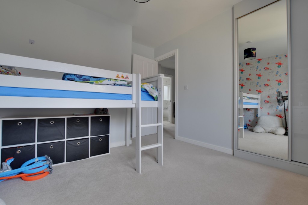 Images for Barbrook Avenue, Heybridge EAID:ISSL BID:401