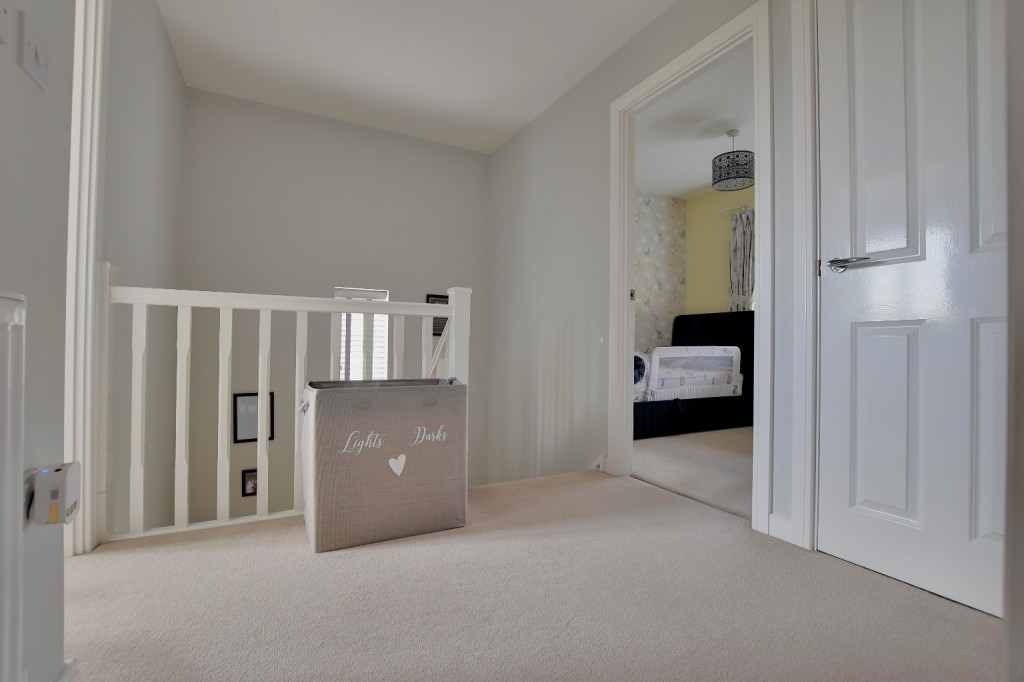 Images for Barbrook Avenue, Heybridge EAID:ISSL BID:401