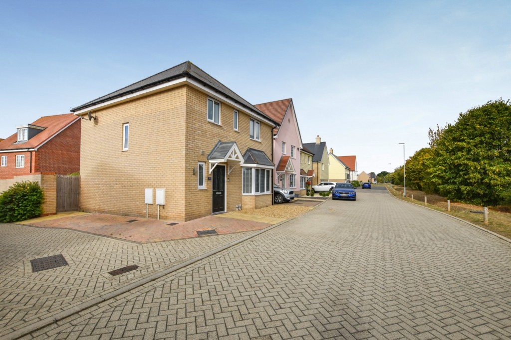 Images for Barbrook Avenue, Heybridge EAID:ISSL BID:401