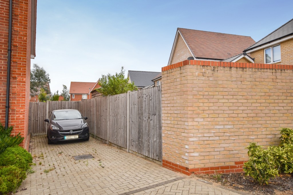 Images for Barbrook Avenue, Heybridge EAID:ISSL BID:401