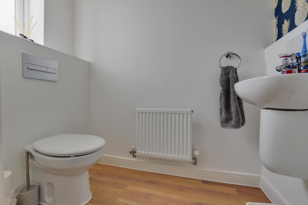 Images for Barbrook Avenue, Heybridge EAID:ISSL BID:401