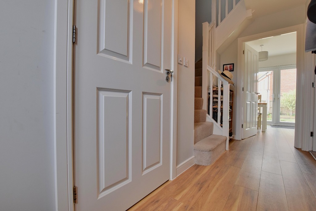 Images for Barbrook Avenue, Heybridge EAID:ISSL BID:401