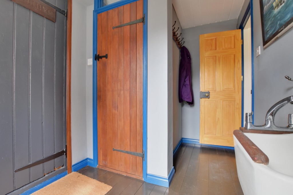 Images for Victoria Road, Maldon, Essex, CM9 EAID:ISSL BID:401