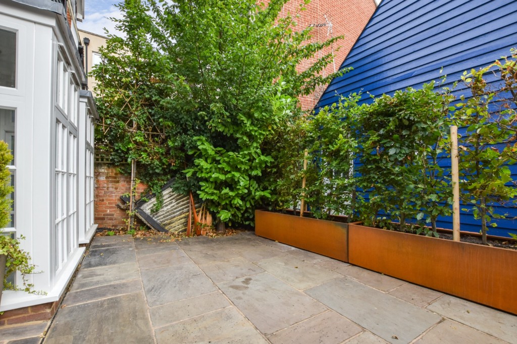 Images for Brights Path, High Street, Maldon EAID:ISSL BID:401