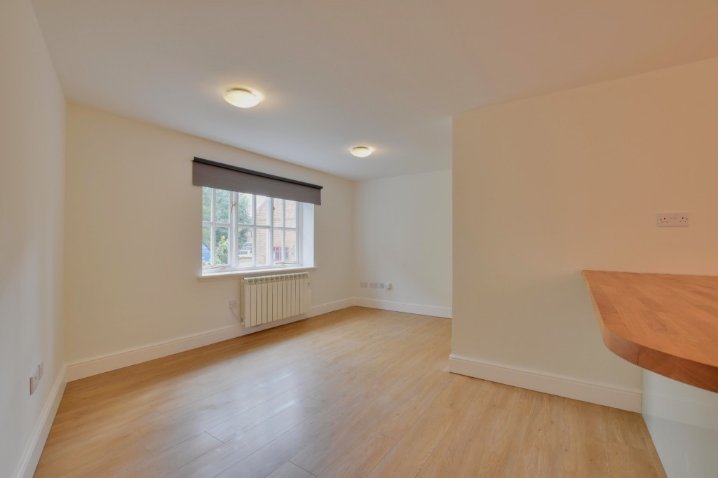 Images for Brights Path, High Street, Maldon EAID:ISSL BID:401