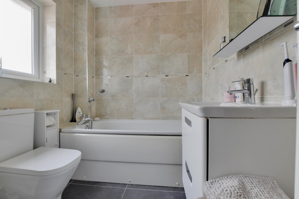 Images for Southey Close, Heybridge, Maldon, Essex, CM9 4YW EAID:ISSL BID:401