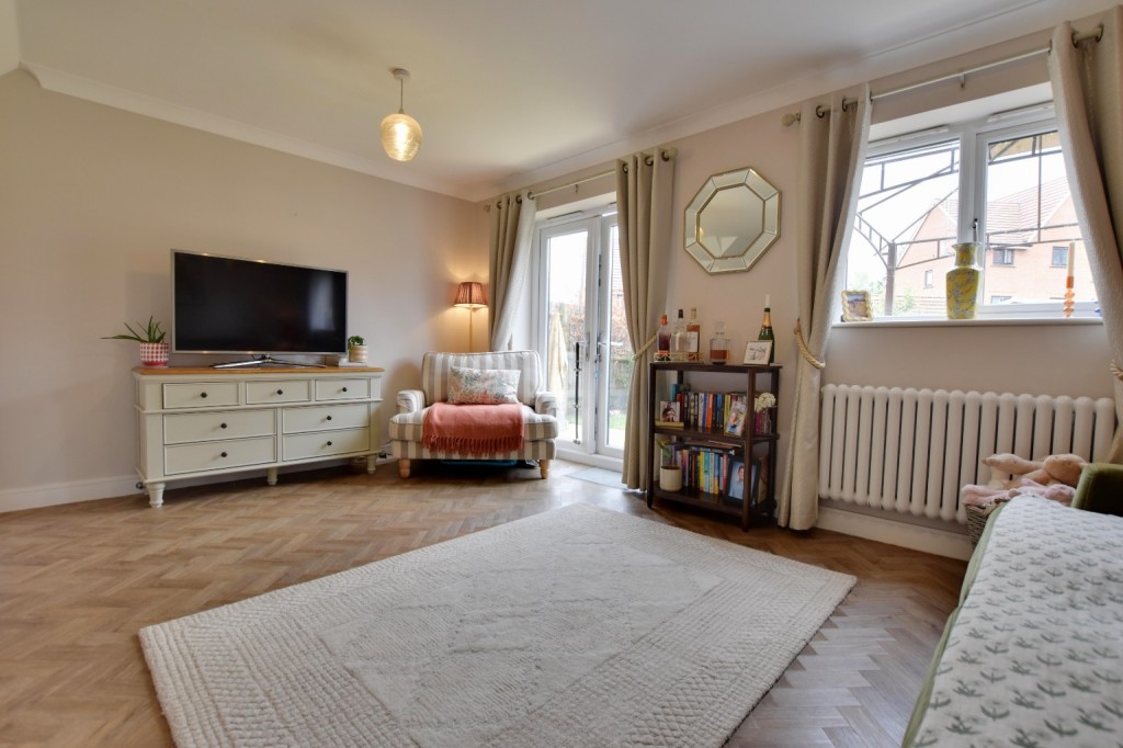 Images for Mons Way, Maldon EAID:ISSL BID:401