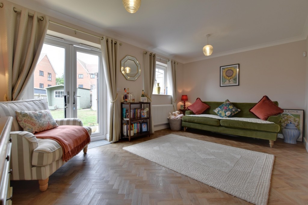 Images for Mons Way, Maldon EAID:ISSL BID:401
