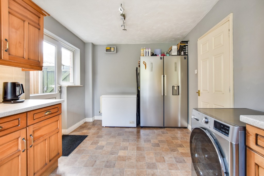 Images for Tern Close, Mayland EAID:ISSL BID:401