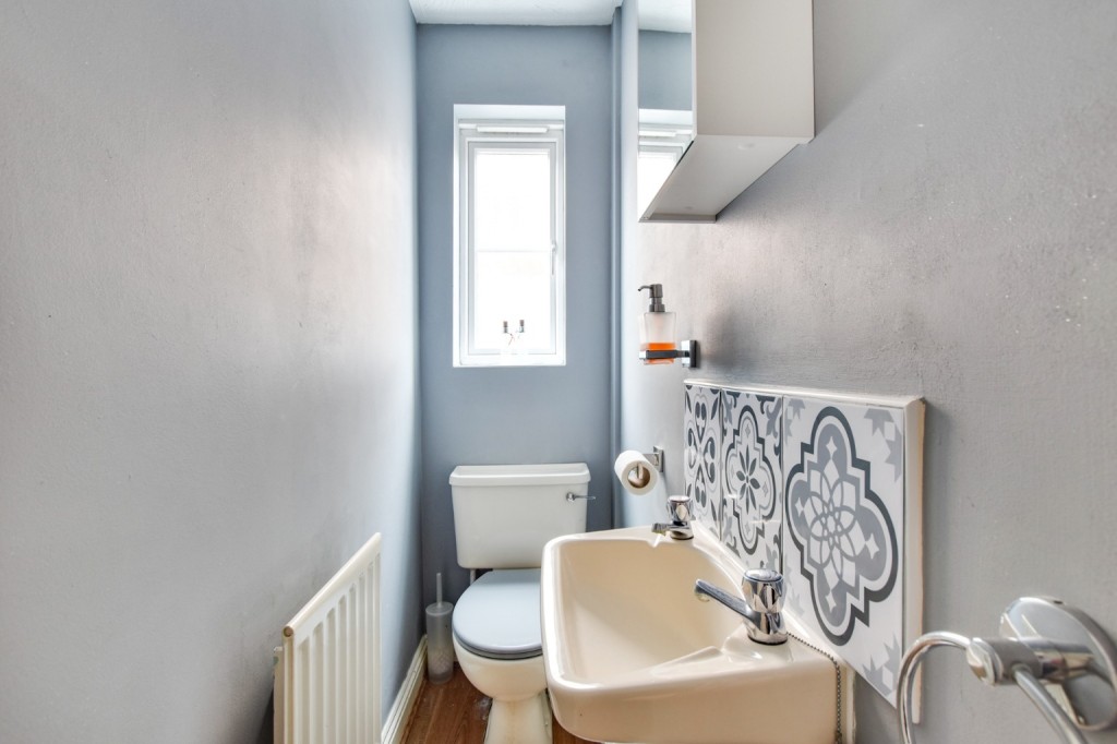 Images for Tern Close, Mayland EAID:ISSL BID:401