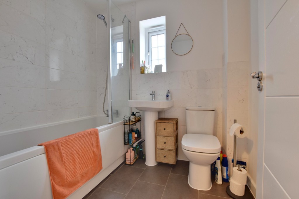 Images for Dickens Close, Maldon EAID:ISSL BID:401