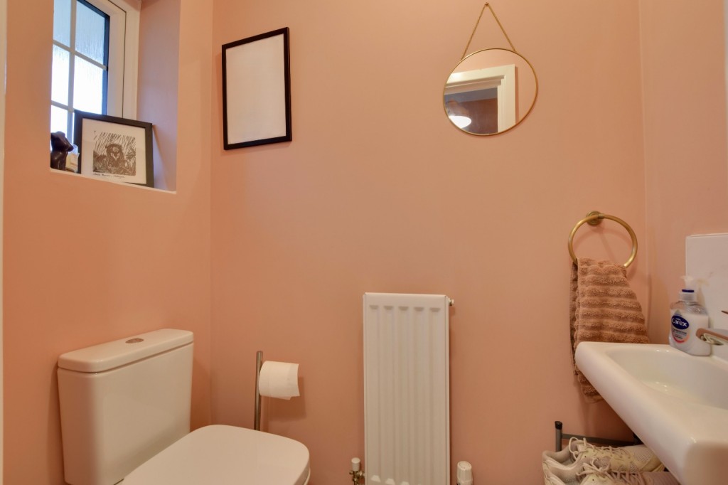 Images for Dickens Close, Maldon EAID:ISSL BID:401