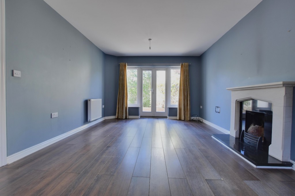 Images for St Peters Walk, Great Totham EAID:ISSL BID:401