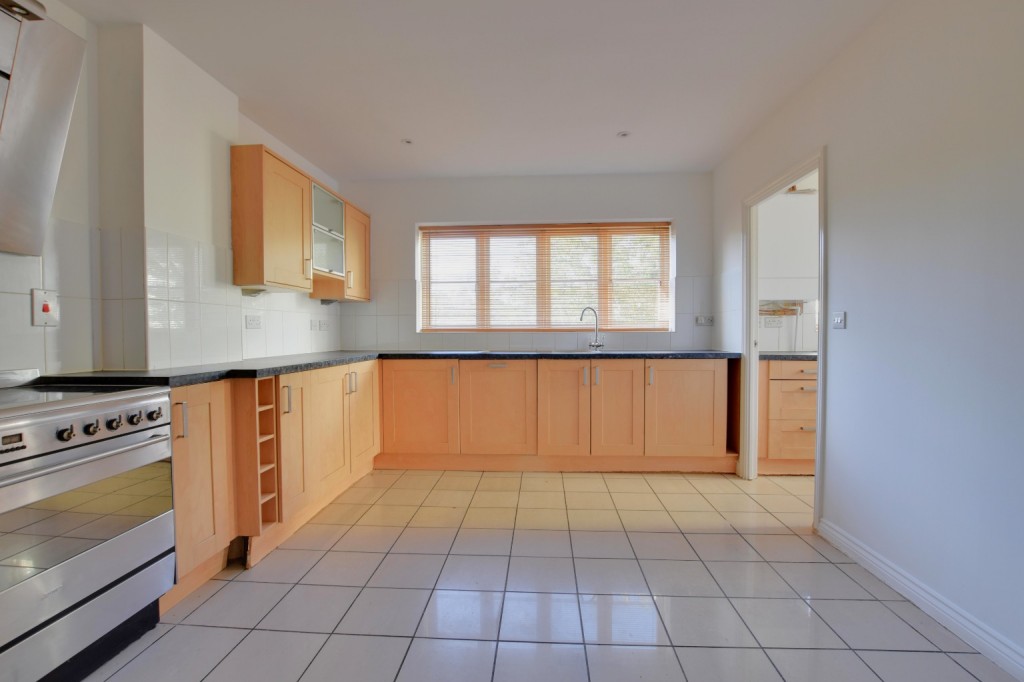 Images for St Peters Walk, Great Totham EAID:ISSL BID:401