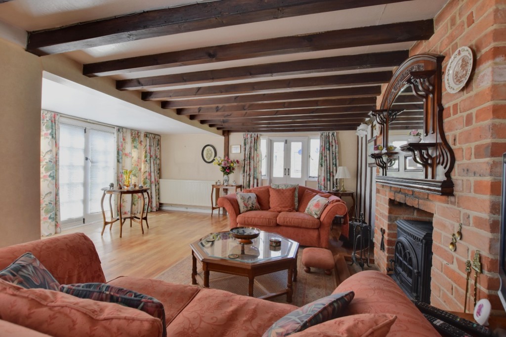 Images for Lock Hill, Heybridge Basin, Maldon, Essex EAID:ISSL BID:401