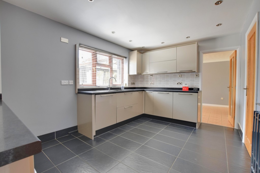 Images for Scraley Road, Heybridge EAID:ISSL BID:401