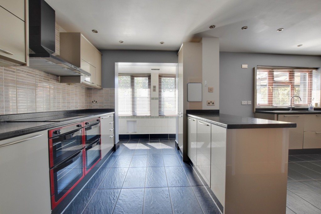 Images for Scraley Road, Heybridge EAID:ISSL BID:401