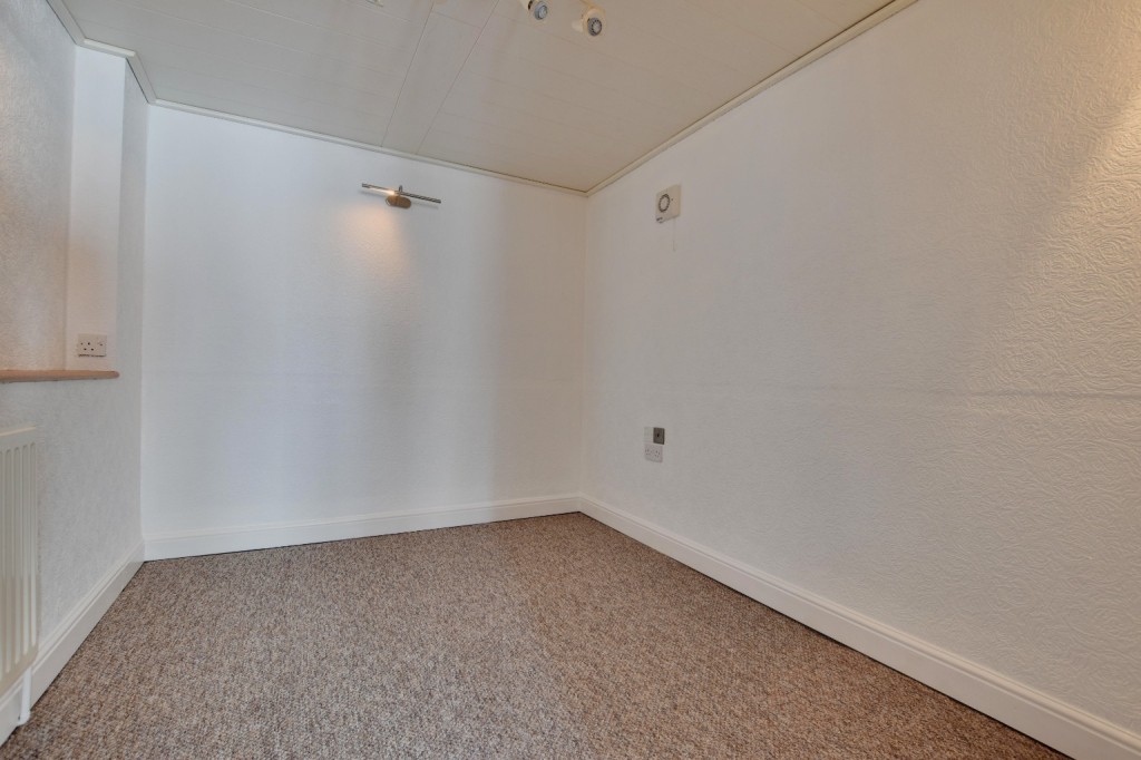 Images for Scraley Road, Heybridge EAID:ISSL BID:401