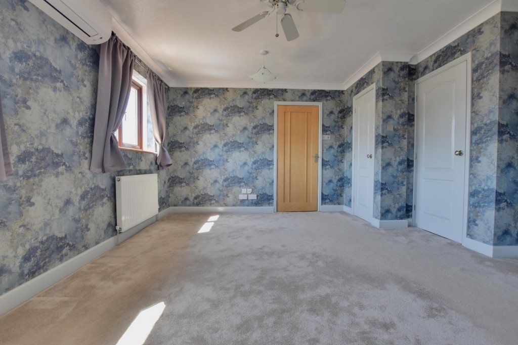 Images for Scraley Road, Heybridge EAID:ISSL BID:401