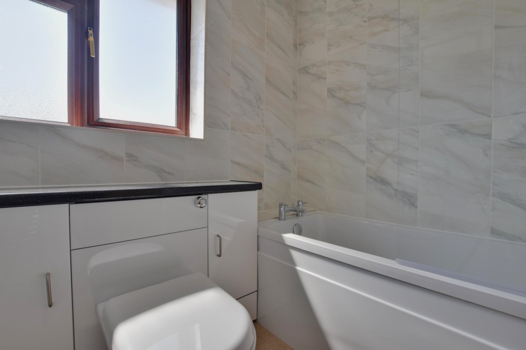 Images for Scraley Road, Heybridge EAID:ISSL BID:401