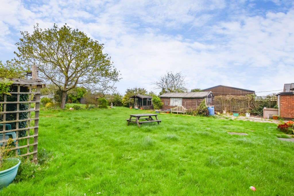 Images for New Hall Lane, Mundon, Maldon EAID:ISSL BID:401