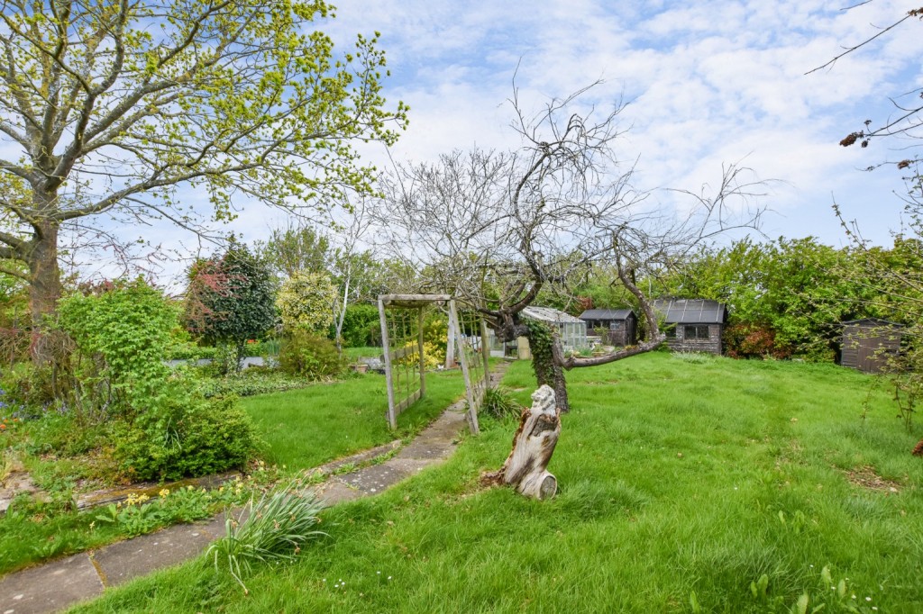 Images for New Hall Lane, Mundon, Maldon EAID:ISSL BID:401