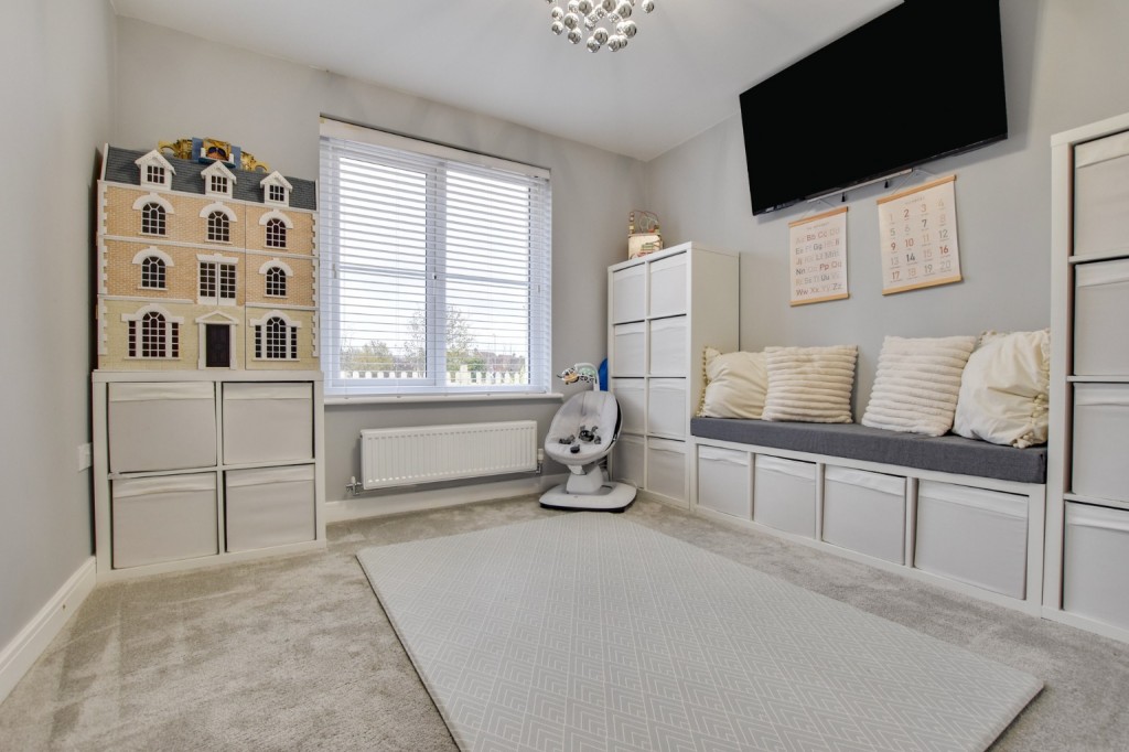 Images for Spitfire Road, Maldon EAID:ISSL BID:401