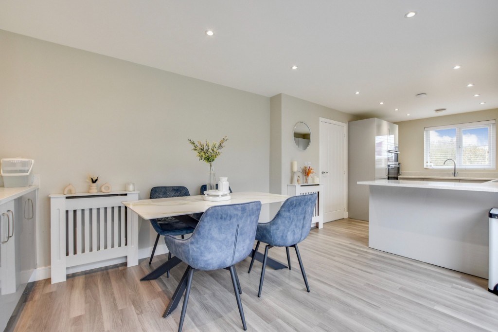 Images for Spitfire Road, Maldon EAID:ISSL BID:401