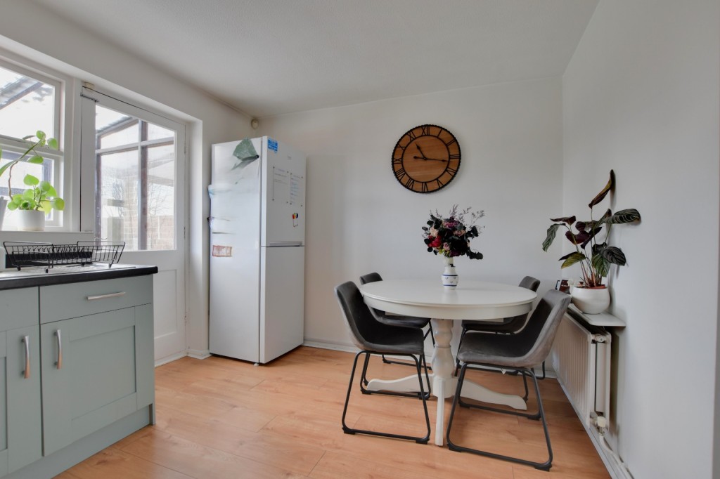 Images for Rowan Drive, Heybridge EAID:ISSL BID:401