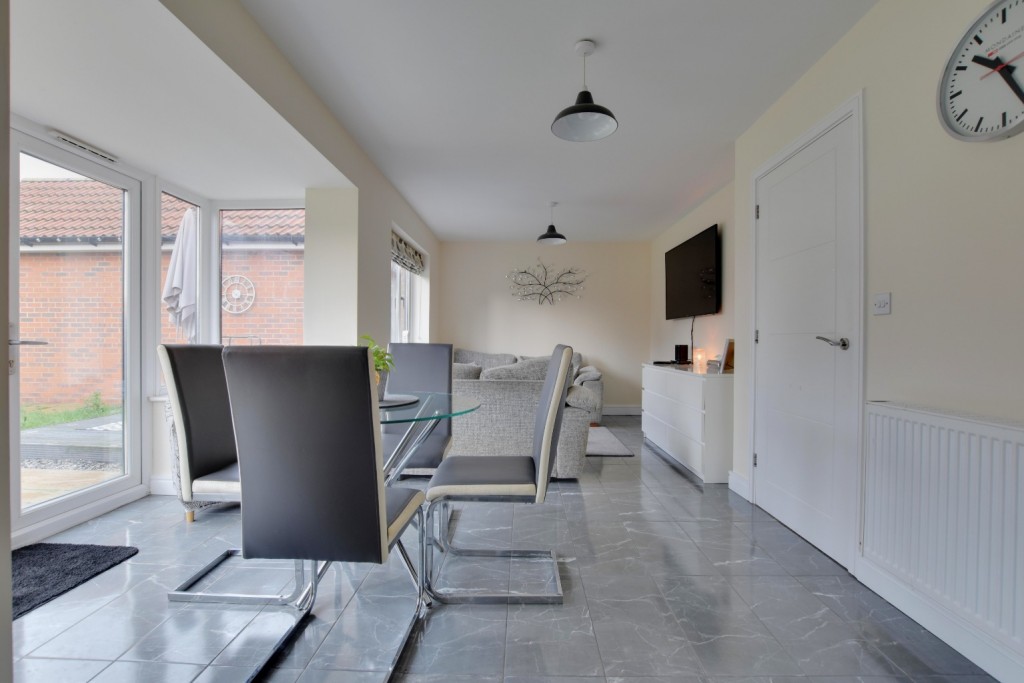 Images for Corbett Place, Maldon EAID:ISSL BID:401