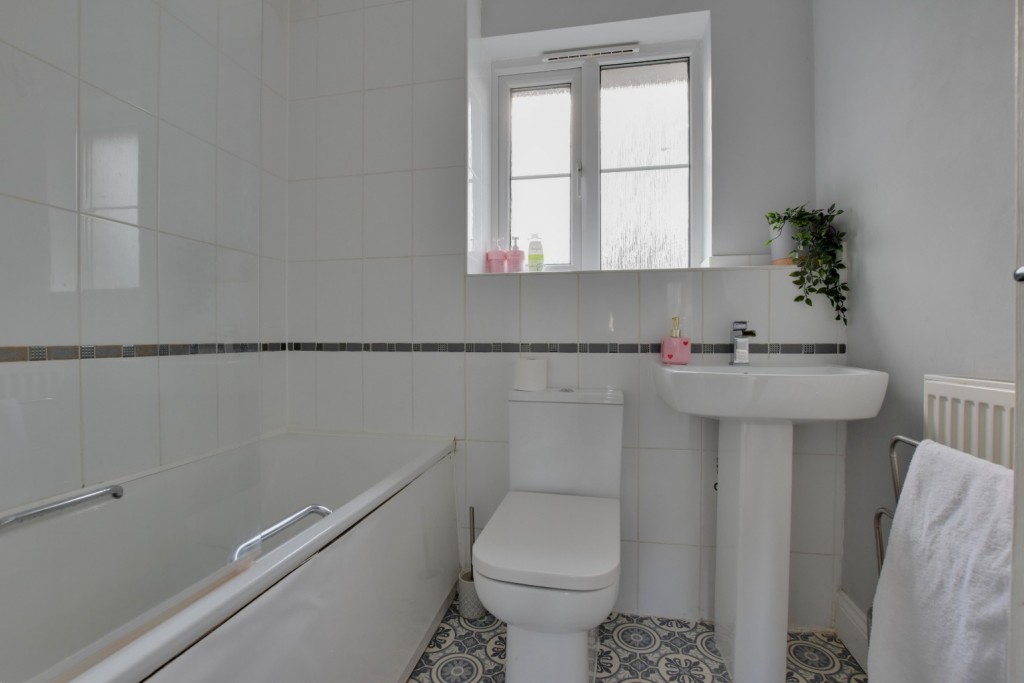 Images for Benbridge Close, Heybridge EAID:ISSL BID:401