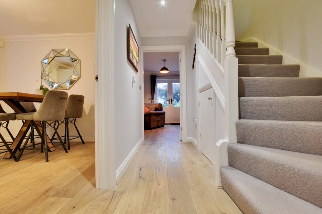 Images for Willow Court, Cold Norton EAID:ISSL BID:401