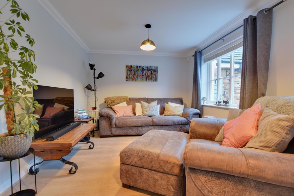 Images for Willow Court, Cold Norton EAID:ISSL BID:401