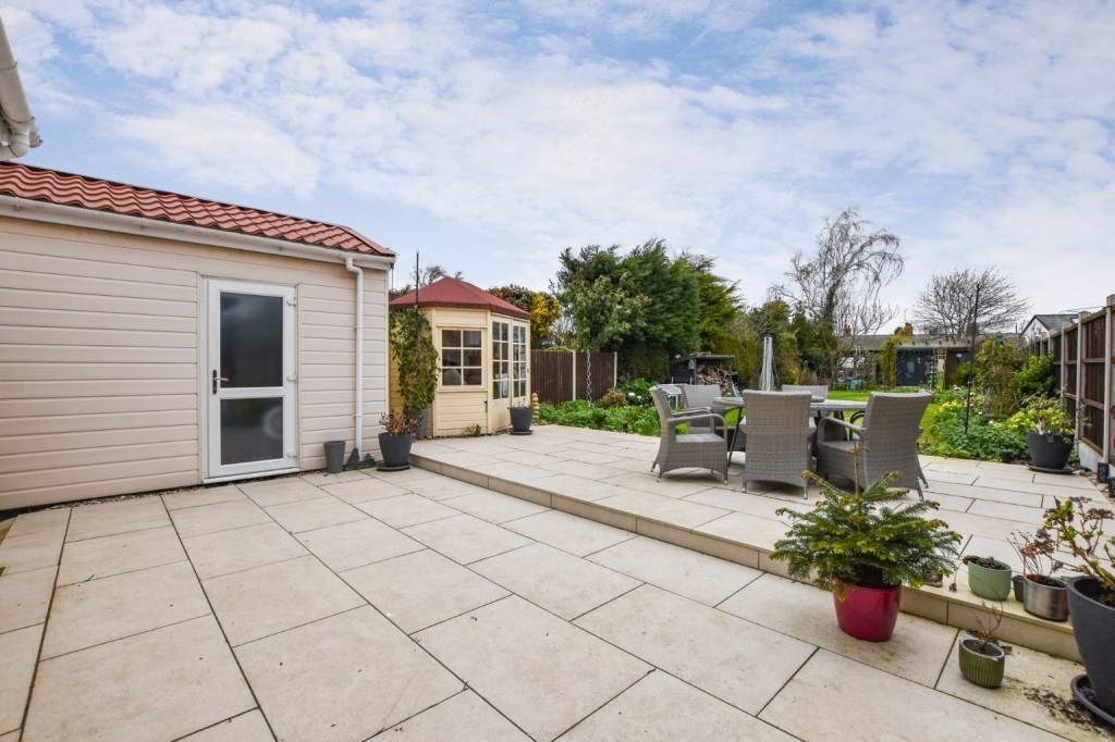 Images for Oak Road, Heybridge, Maldon EAID:ISSL BID:401