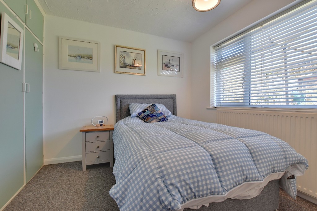 Images for Essex Road, West Maldon, CM9 6JG EAID:ISSL BID:401